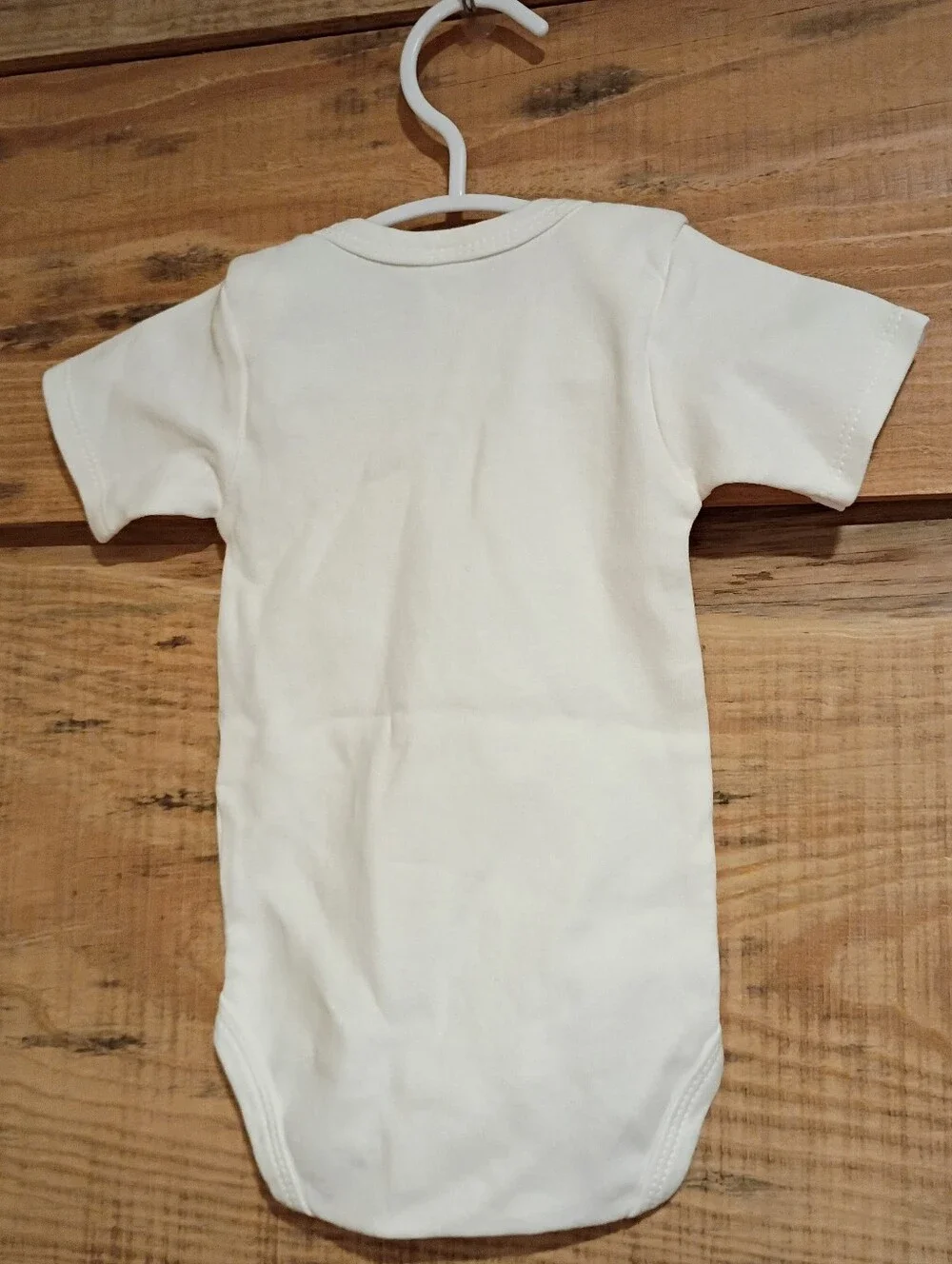 Star Wars Baby One-Piece Bodysuit with Green Helmet Graphic - Baby Fett Boba